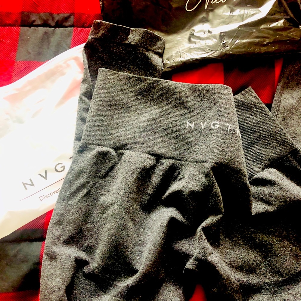 NVGTN Leggings